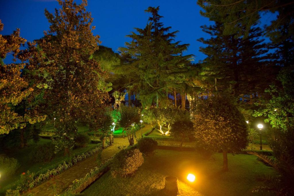 Resort Villa Antica Eboli Buitenkant foto