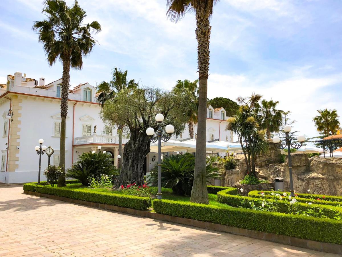 Resort Villa Antica Eboli Buitenkant foto